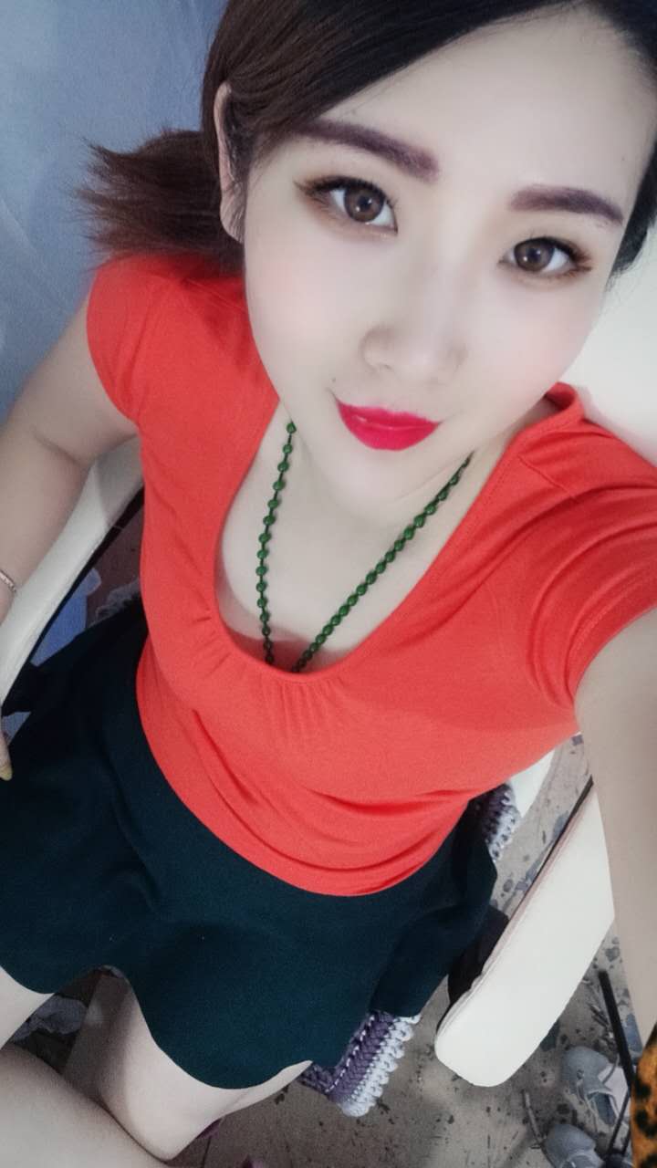 莫小希新人多关照哈